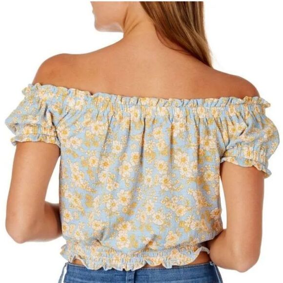 Jolie and Joy Ruffle Sleeve Elastic Bottom Crop Top - Picture 5 of 5